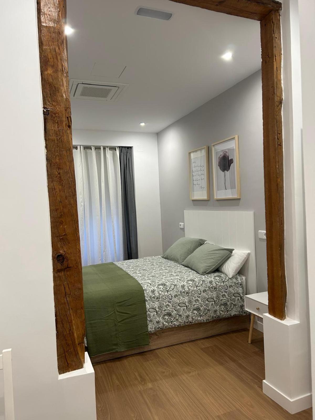 Apartamentos Gravina Madrid Exterior foto