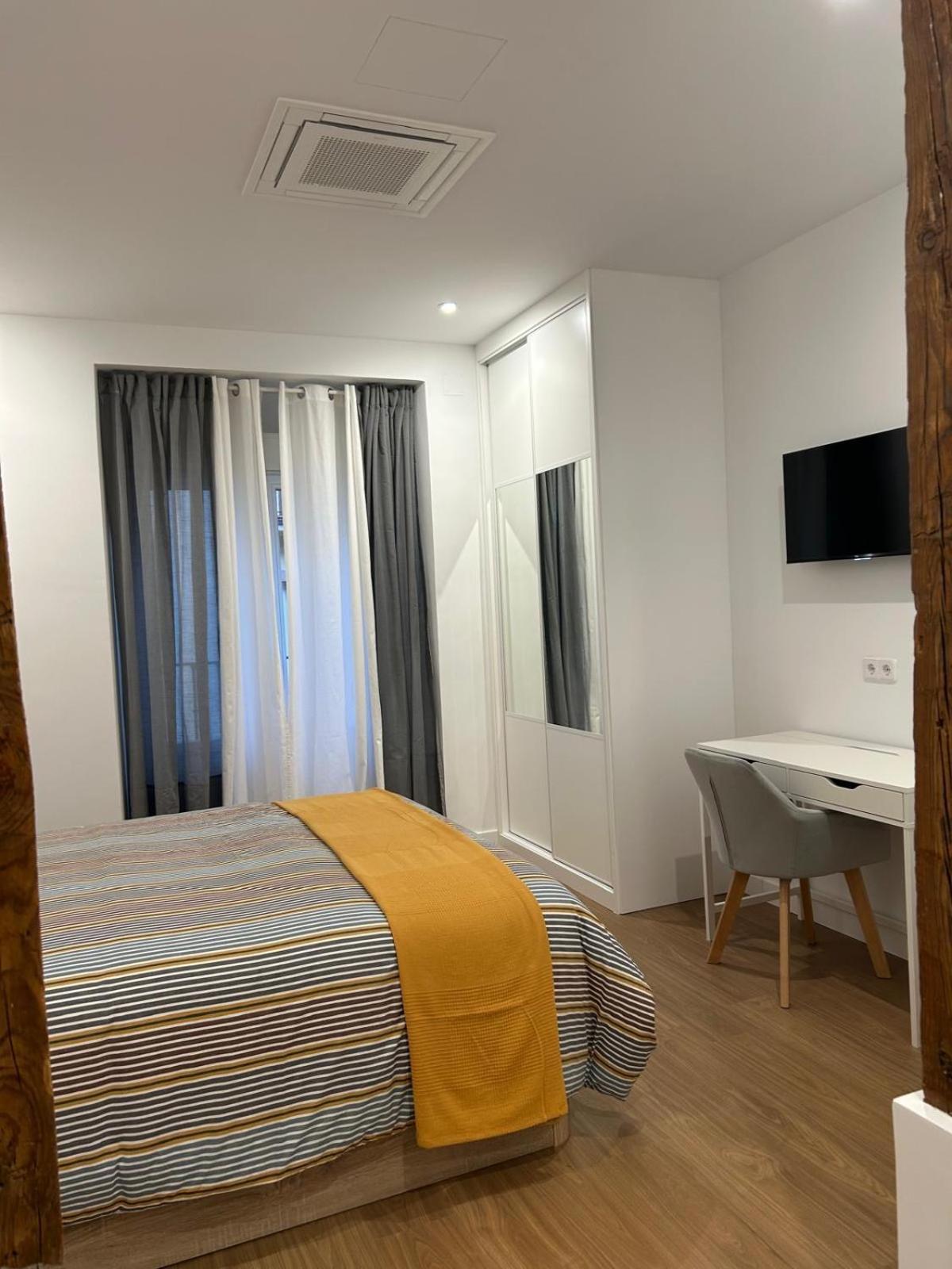 Apartamentos Gravina Madrid Exterior foto